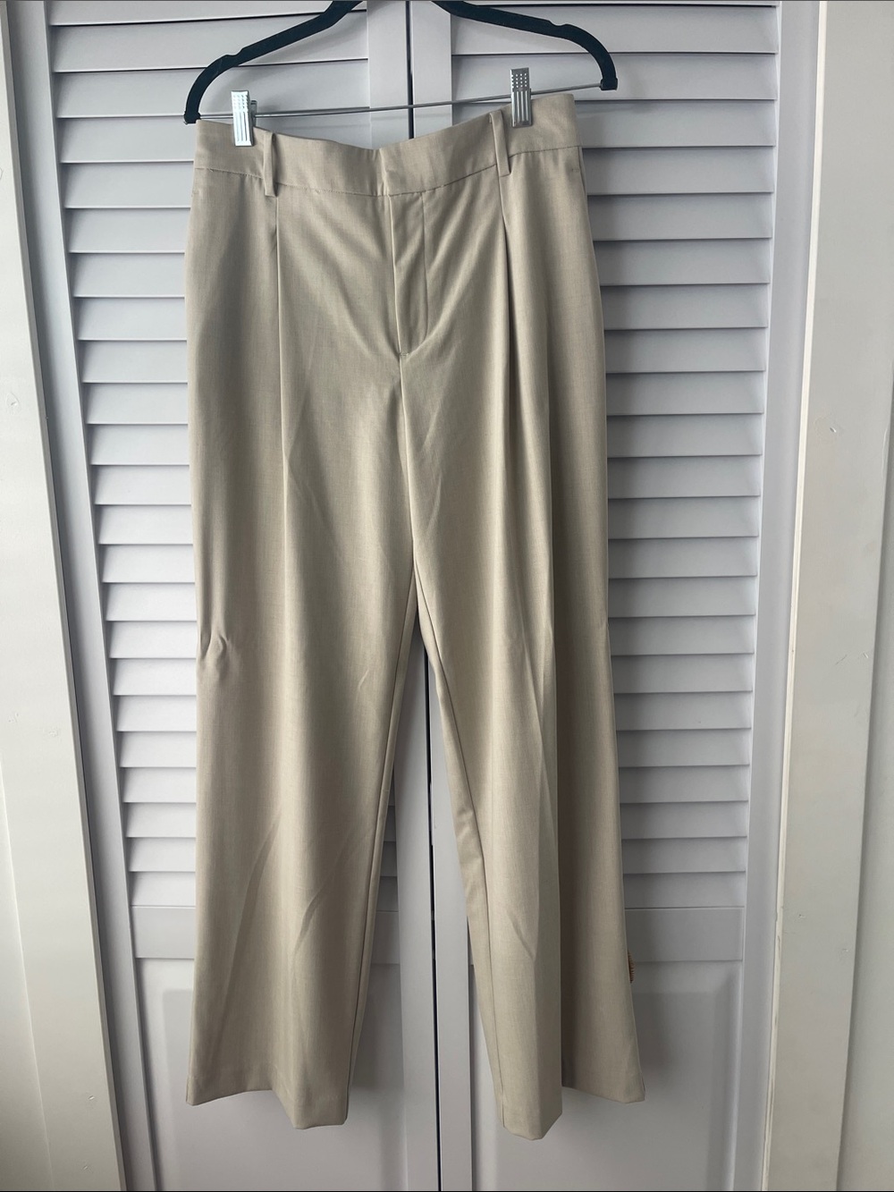 MANGO (MNG) Women’s Classic Straight Dress Pants in Light Beige